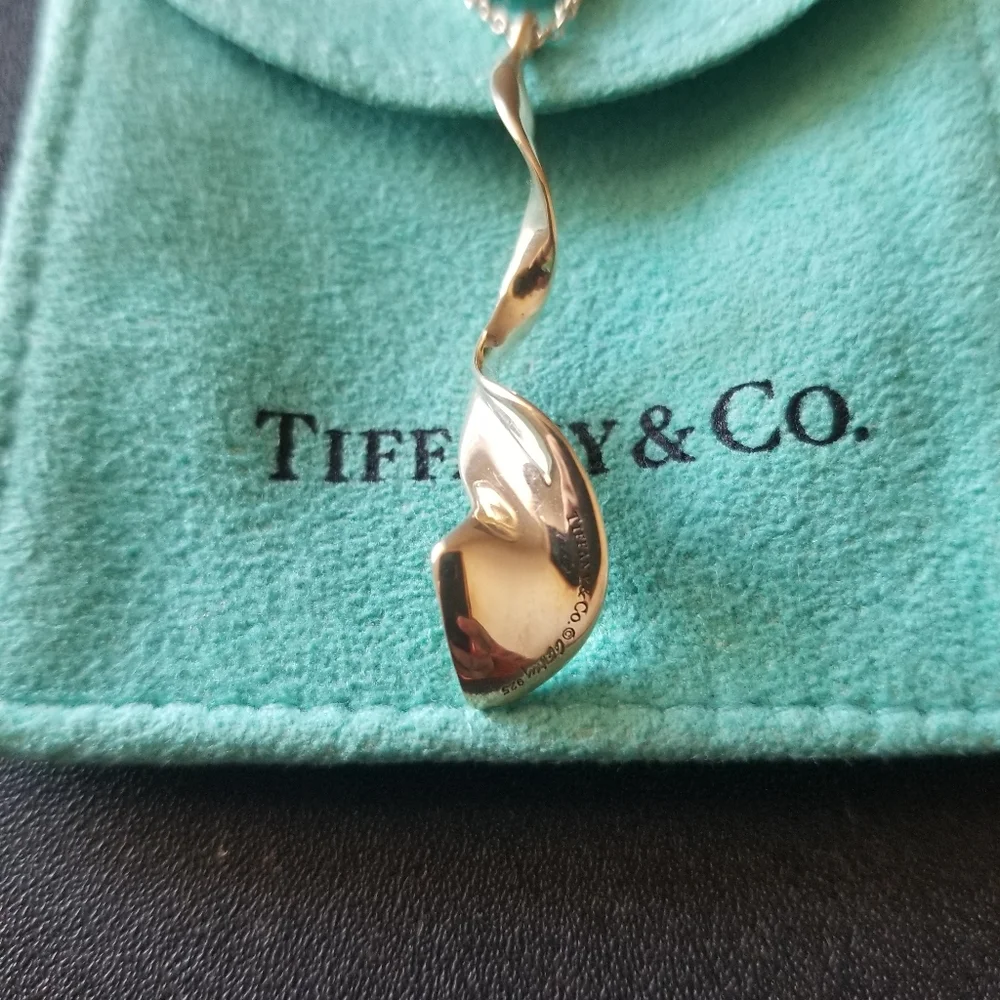 Tiffany & Co. Frank Gehry Orchid Necklace - Picture 6 of 9